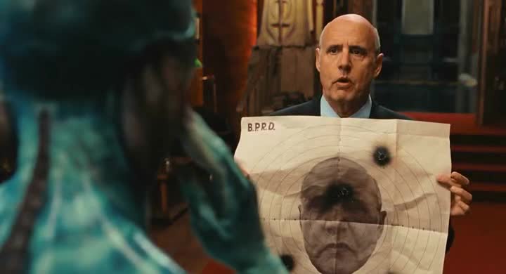 Hellboy =2008,,, CZ avi