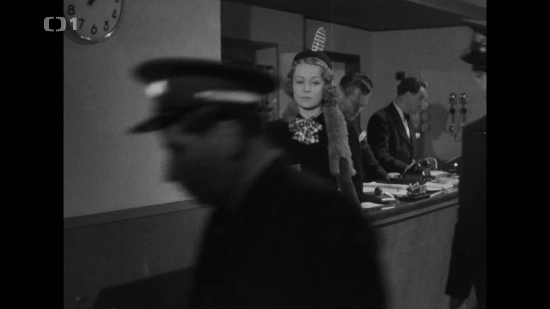 Hotel Modrá hvězda 1941 CZ dab mkv