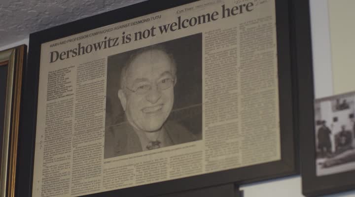 Nechutně bohatý Moc a zvrhlost Jeffreyho Epsteina E04 Čas promluvit (2020) dokumentární krimi cztit mp4