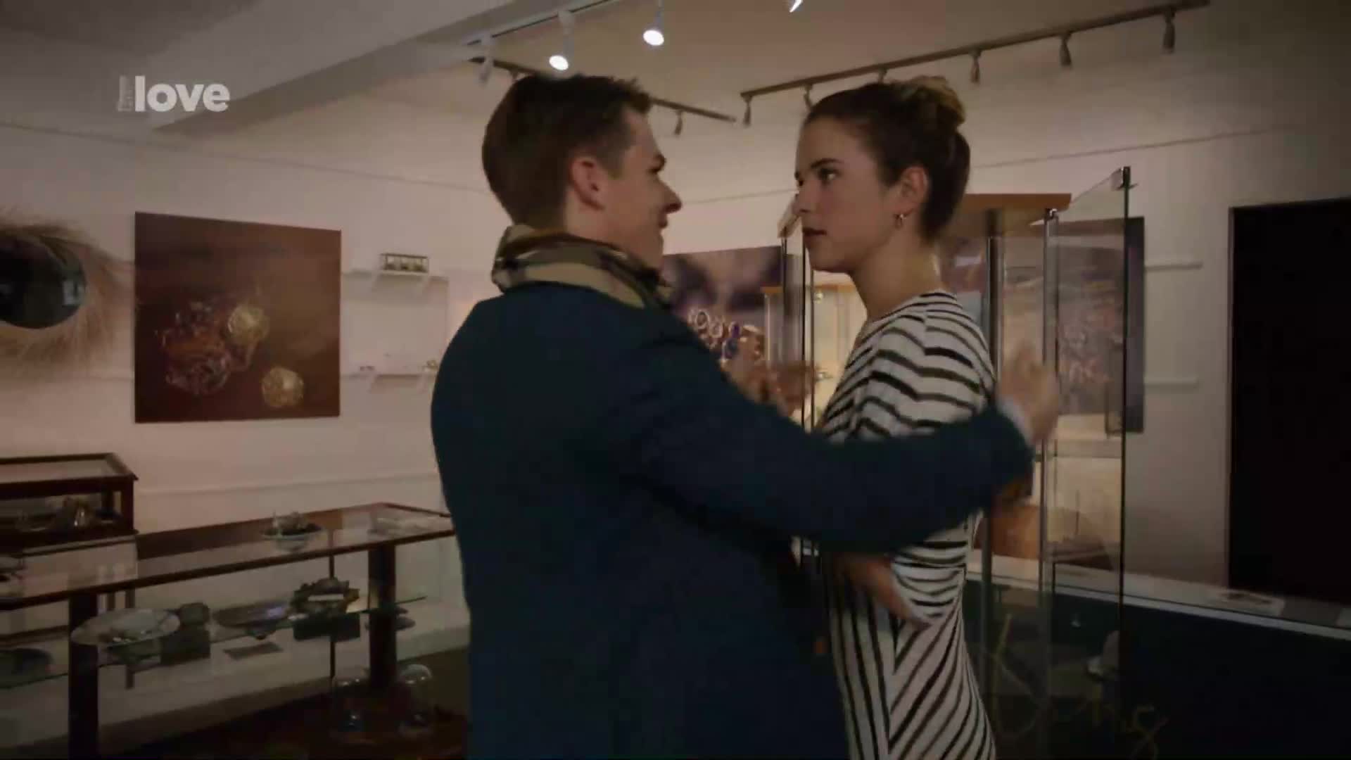 157 Rosamunde Pilcher Falešný život, pravá láska (2020) mp4