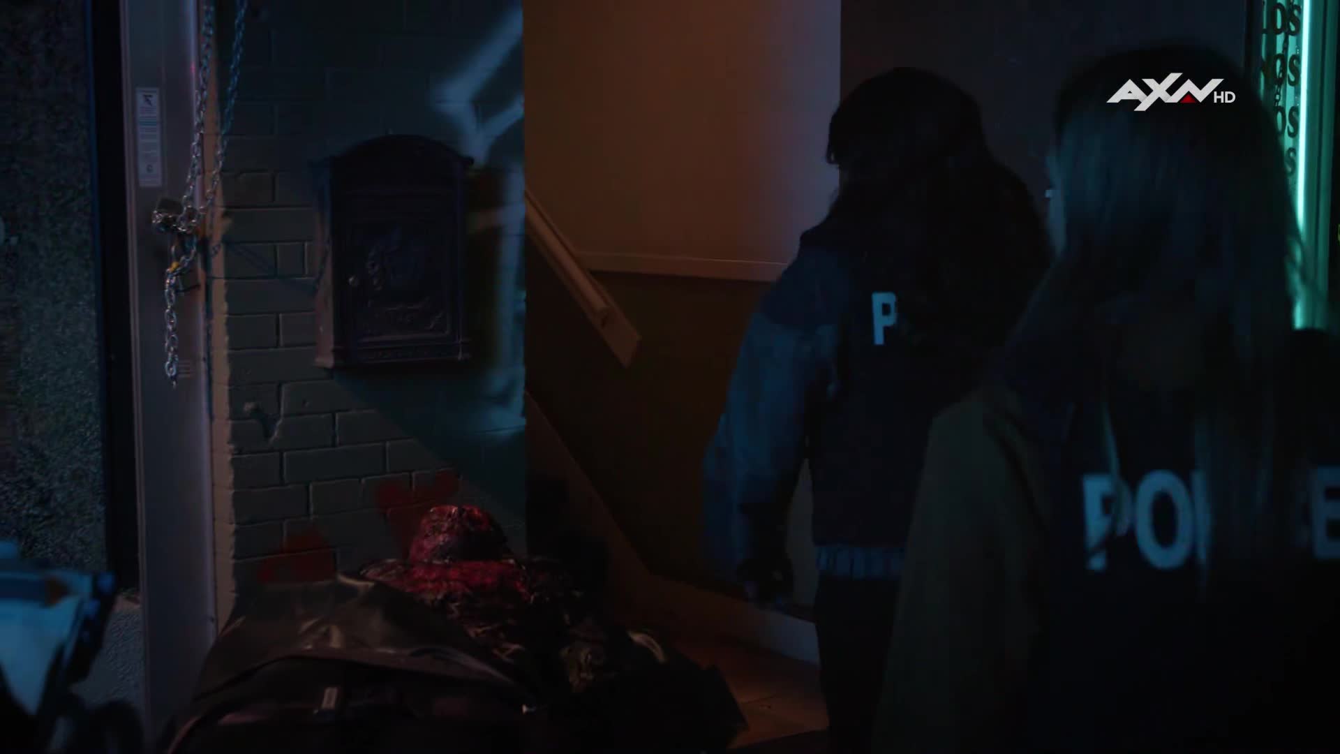 Policajtky z L A 02x02 The Lone Ranger1080i HEVC HDTV CZ mkv