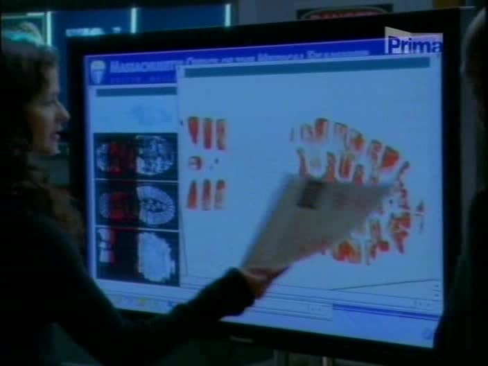Drzá Jordan 4x10 Cizinec mezi námi avi