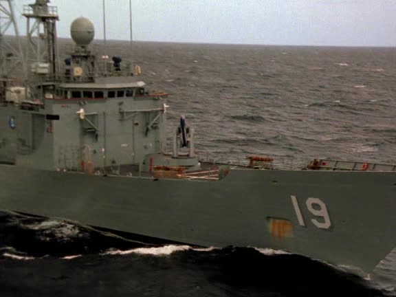 Jag S03E18 Tygři Cz avi