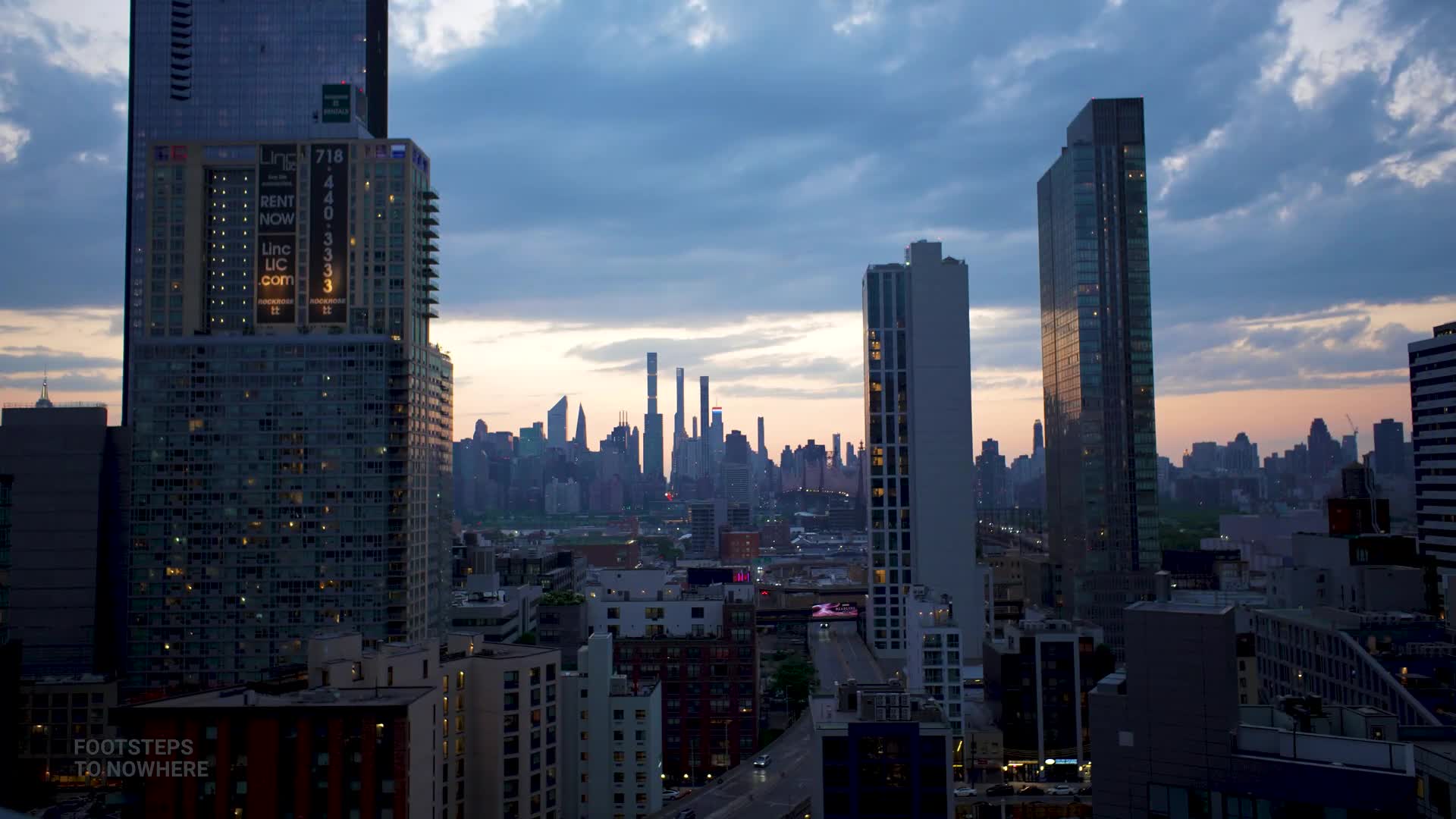 NYC Traffic Ambience at Night 4 Hours of City Sounds Sirens Soothing White Noise 4K mp4