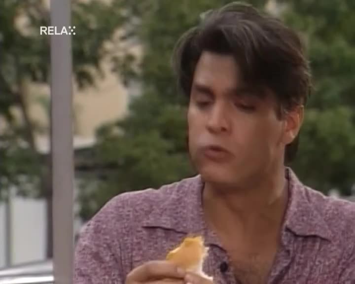 Barvy lásky (Carita pintada) 999 Candelaria a Abdul Pozvání ven na párek v rohlíku (84 ep ).mp4