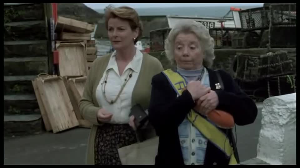 Bílá vdova (Brenda Blethyn,Craig Ferguson,Martin Clunes 2000 Komedie Krimi Bdrip 1080p ) Cz dabing 2 mp4