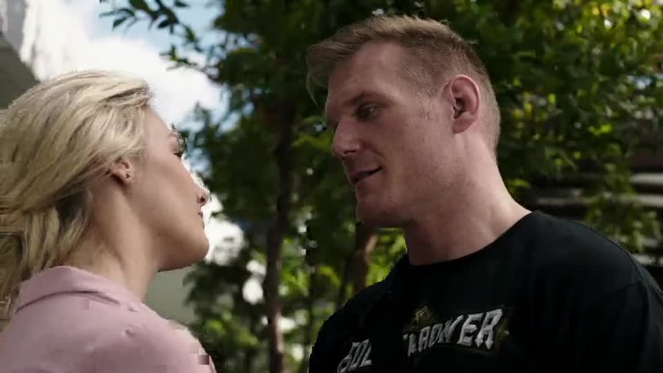 Nikdy to nevzdávej 3 (Michael Jai White,Josh Barnett,Gillian White 2016 Akční Sportovní Bdrip 1080p ) Cz dabing avi