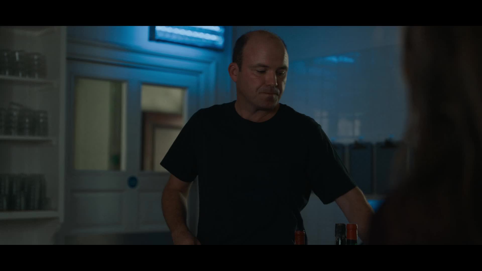 Diplomatické vztahy S01E06 Nadržené tornádo (2023) thriller czdab mp4