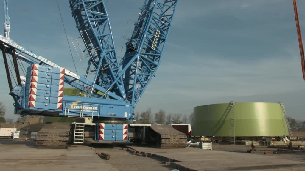 Vyjimecne projekty S02E05 Vetrna turbina [Harnessing the Wind The Making of a Wind Turbine] (cz en 576p) mkv
