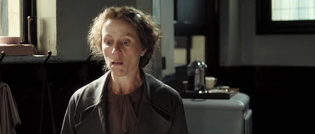 Velký den slečny Pettigrewové (Frances McDormand,Amy Adams,Ciarán Hinds 2008 Komedie Romantický Bdrip 1080p ) Cz dabing avi