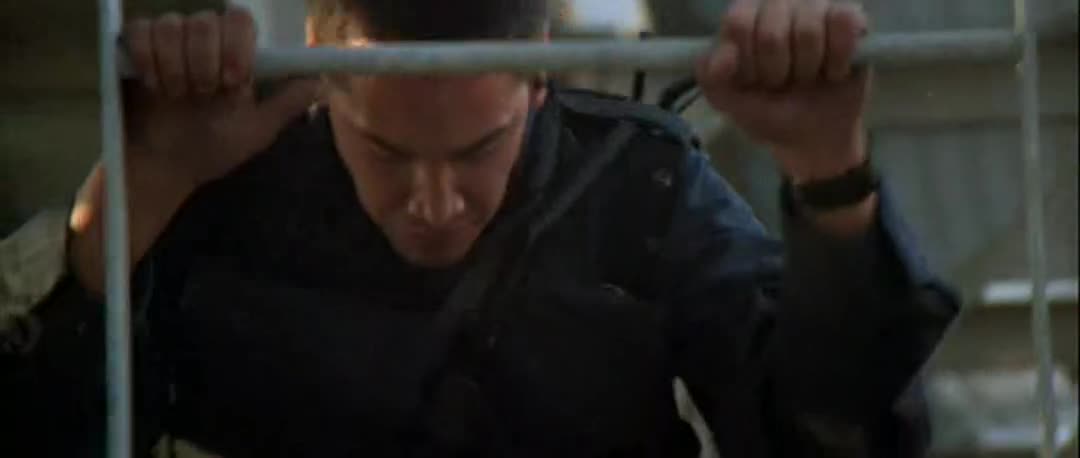 Nebezpečná rychlost (Keanu Reeves,Sandra Bullock,Dennis Hopper 1994 Akční Thriller Bdrip 1080p ) Cz dabing mp4