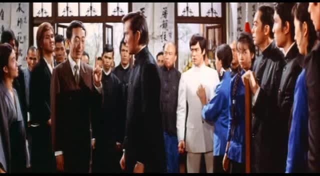 Pěst plná hněvu (Bruce Lee, Nora Miao, Feng Tien 1972 Akční Drama Thriller Dvdrip 1080p ) Cz dabing avi