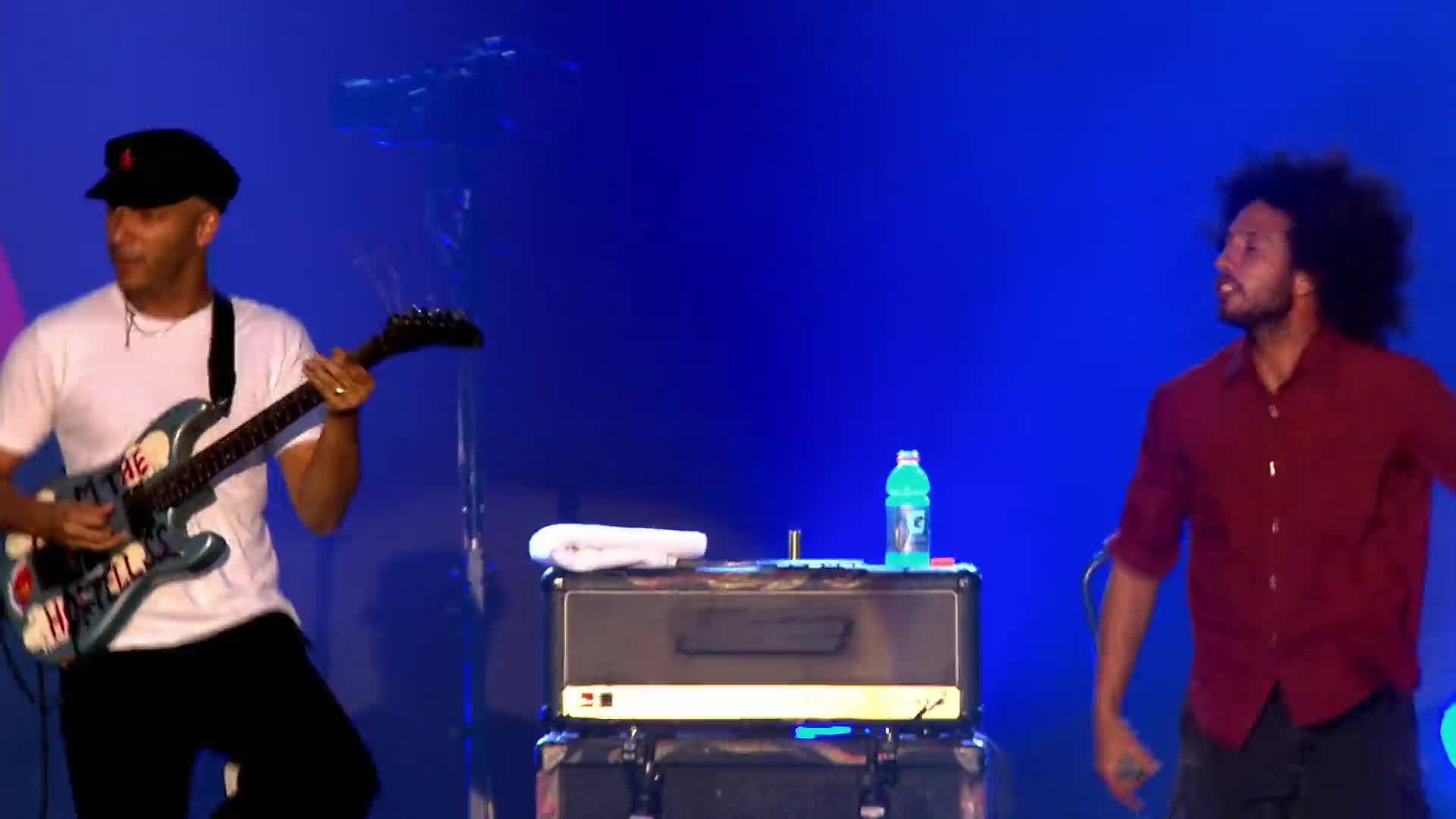 Rage Against the Machine Live at the Grand Olympic Auditorium 2003 [ENG1080p] mp4