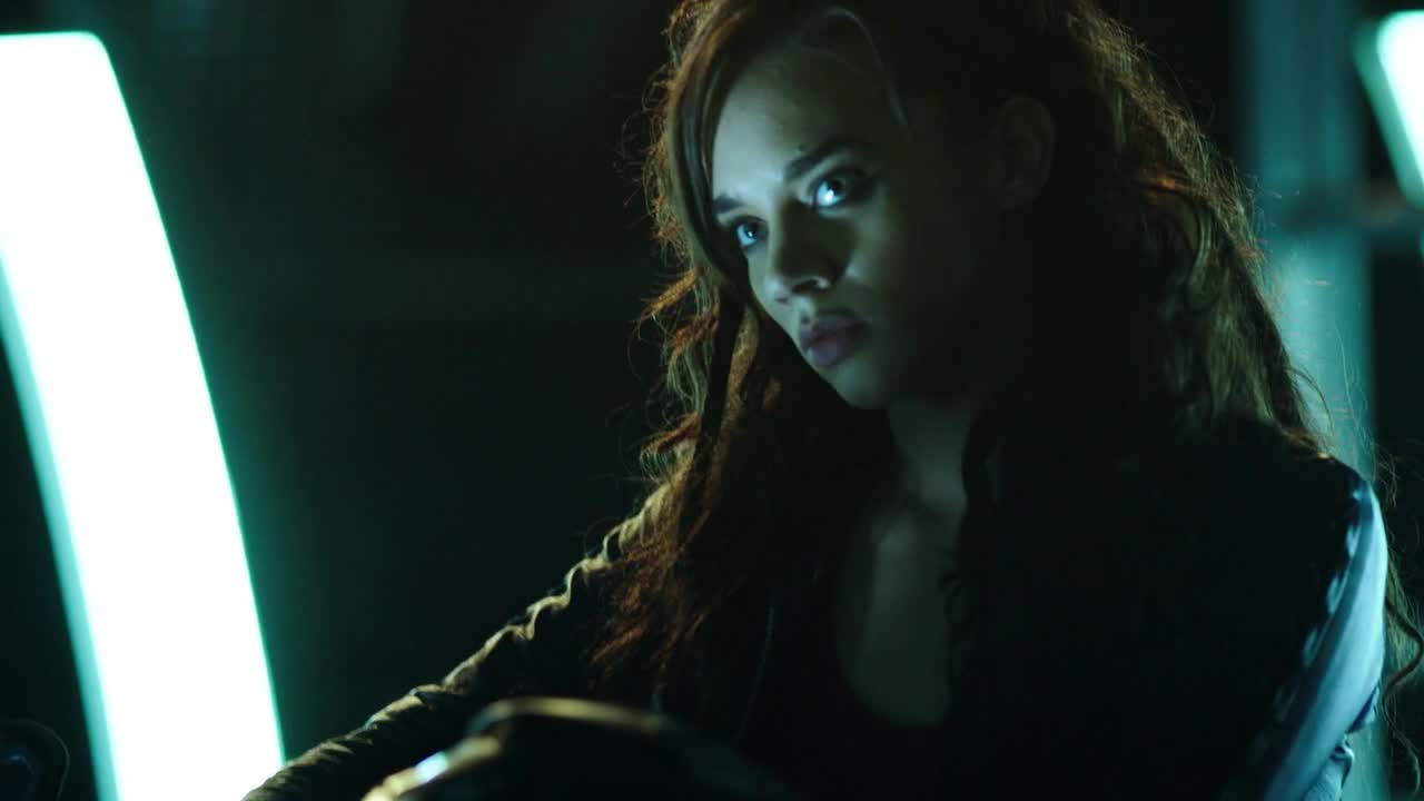 VESMÍRNÍ LOVCI Killjoys s01e02 Akce Sugar Point mp4