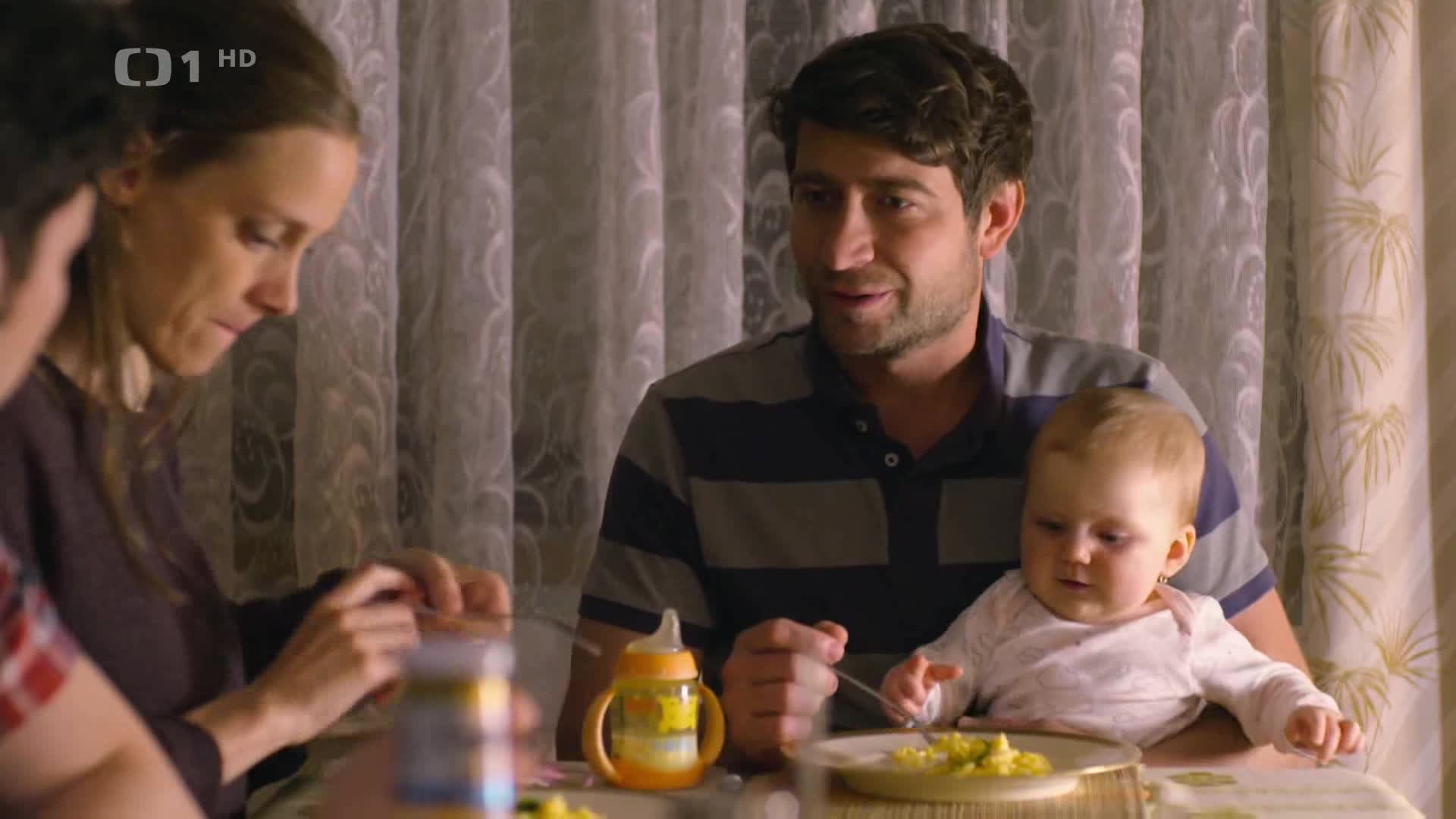 Poldové a nemluvně • 09 Noc s háčkem avi