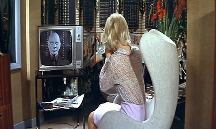 2 Fantomas se zlobi 1965 mp4