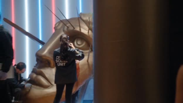 Castle na zabiti S04E05 Pěst kapitalismu avi