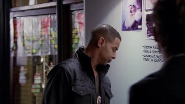 Castle na zabiti S05E09 Mrtvý Santa avi