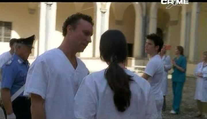 Don Matteo 4x06 Smrt za úsvitu avi