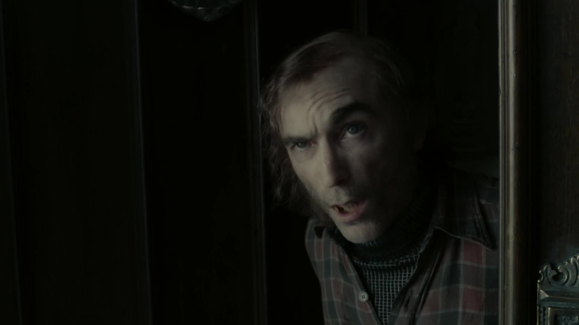 Temné stíny 2012 CZ dab 1080p mkv