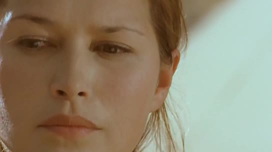 Tajemství Řeky Bohů 3 díl CZ Tajomstvo Rieky Bohov (1999) romantické scény Karina Lombard a Jeff Fahey.avi