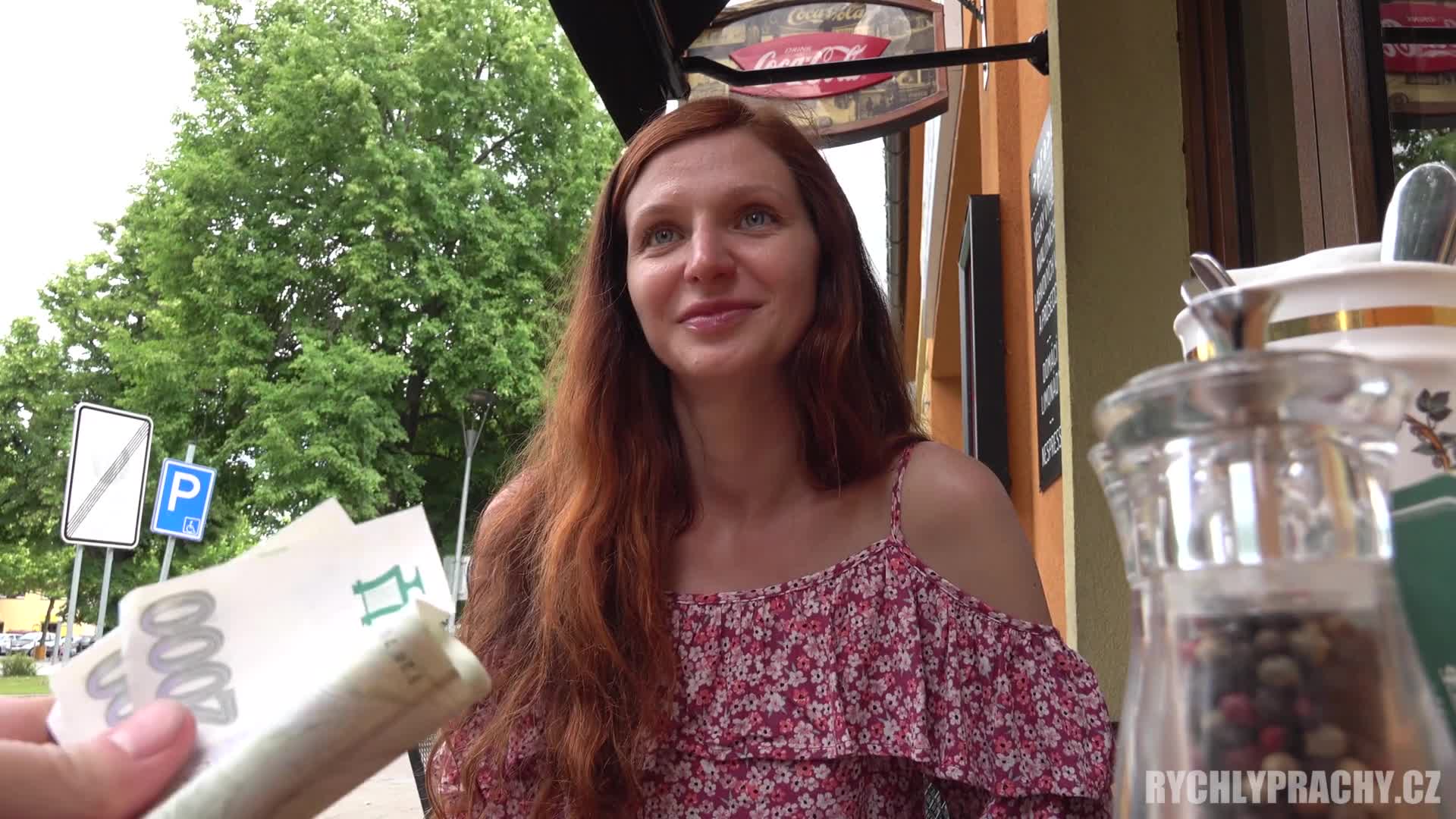 130 Rychly Prachy 157 orgasmus na ulici 1080p.mp4
