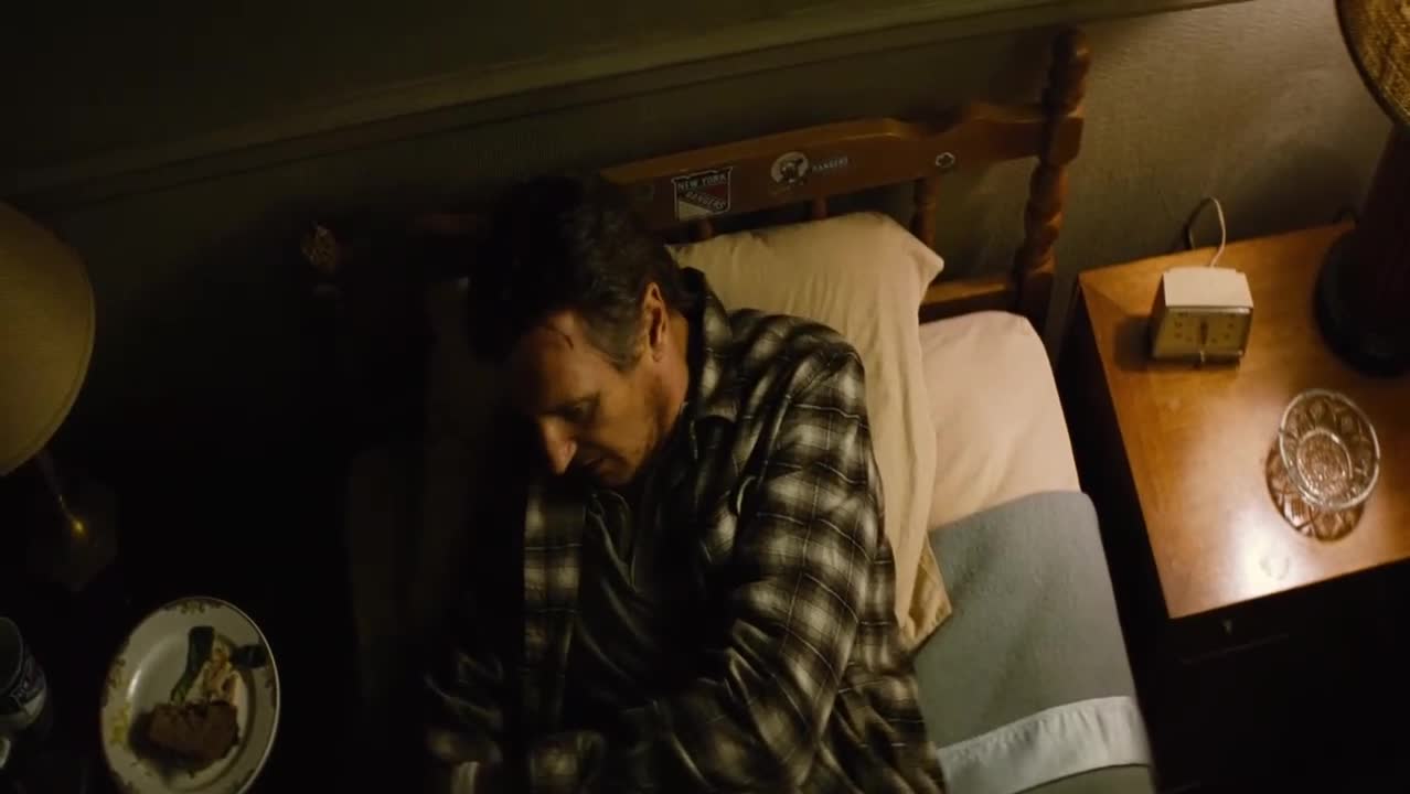 Noční běžec (Liam Neeson,Joel Kinnaman,Ed Harris 2015 Akční Krimi Thriller Drama Bdrip 1080p ) Cz dabing mp4