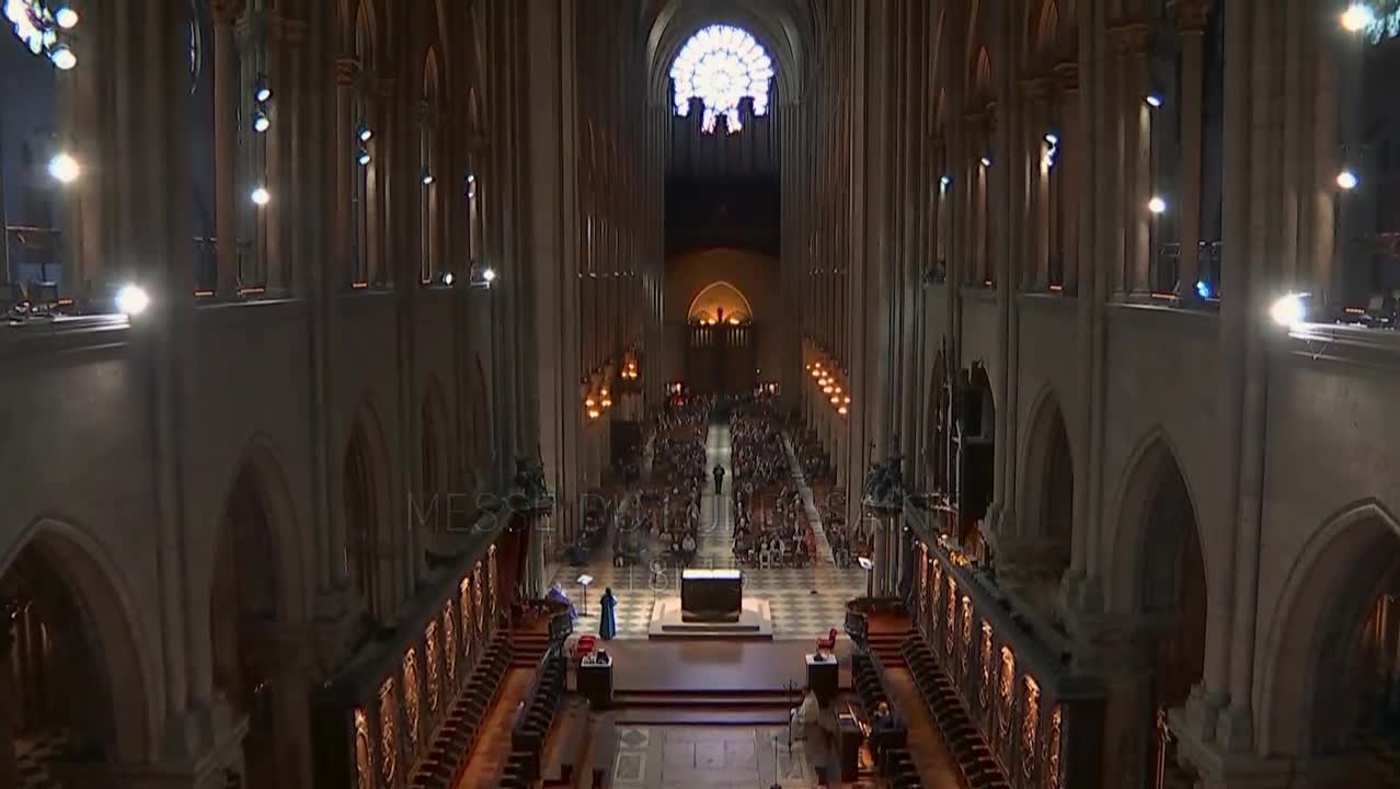 Notre Dame v plamenech (Samuel Labarthe,Jeremie Laheurte,Élodie Navarre 2022 Dráma Bdrip 1080p ) Cz dabing mp4