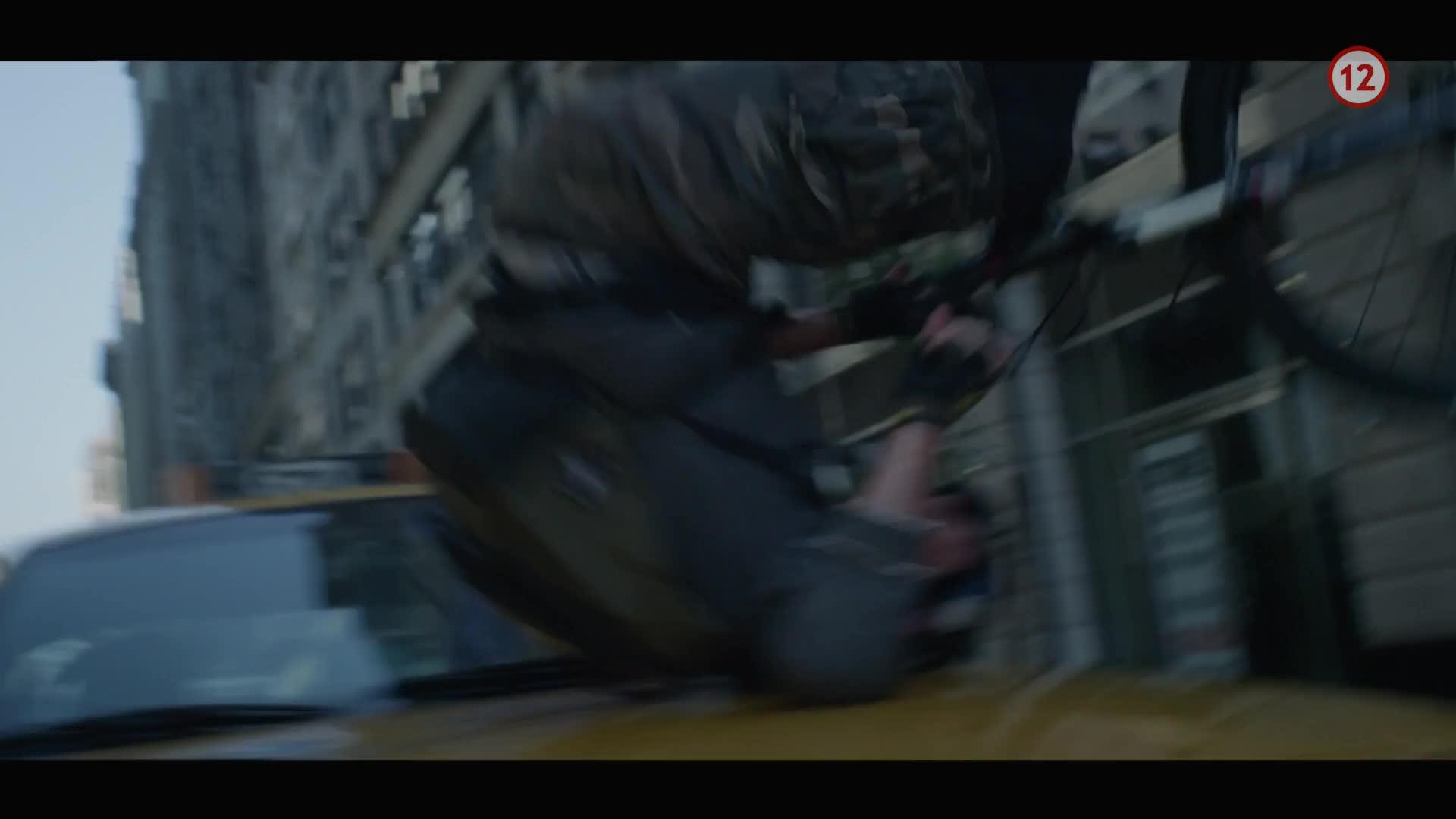 Nepolapitelní (Taylor Lautner,Marie Avgeropoulos,Adam Rayner 2015 Akční Bdrip 1080p ) Cz dabing mkv