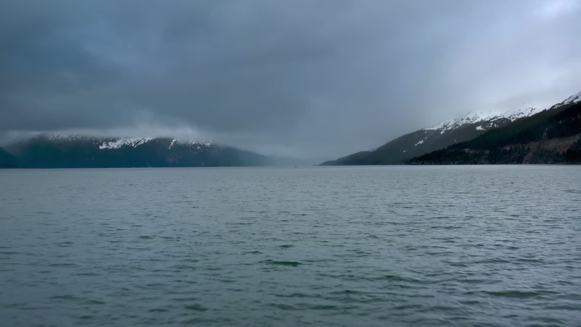 Aljašský trojúhelník S01E06 Aljašský Titanic mkv