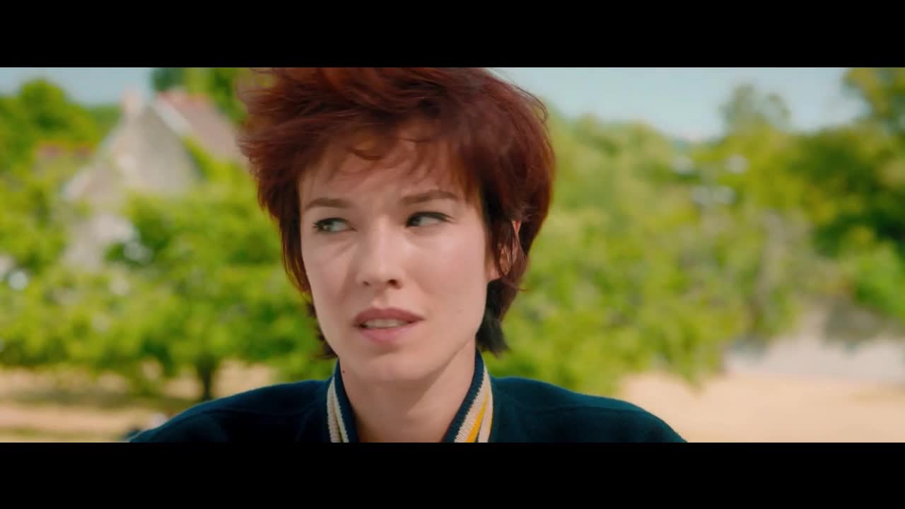 Nicky Larson Agent amater ( Philippe Lacheau,Tarek Boudali,Pamela Anderson 2018 Akční Komedie Krimi Bdrip 1080p ) Cz dabing avi