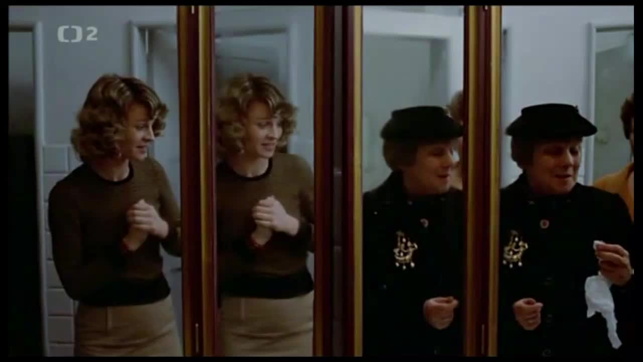 Teď se nedívej (Julie Christie,Donald Sutherland,Hilary Mason 1973 Mysteriózní Thriller Horor Psychologický Dvdrip ) Cz dabing mp4