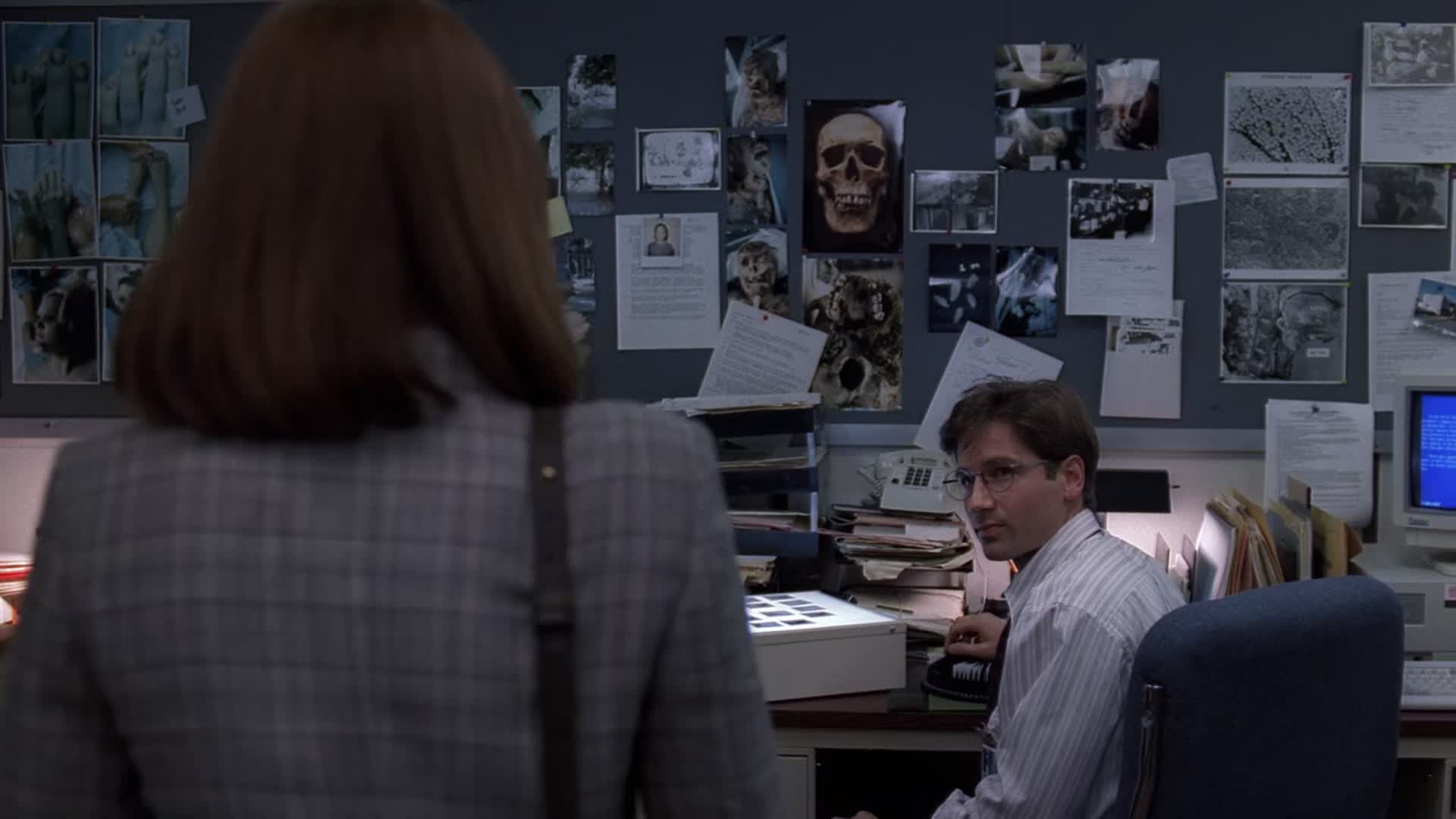 Akta X S01E01 24 1993 CZ dab Úvod mkv