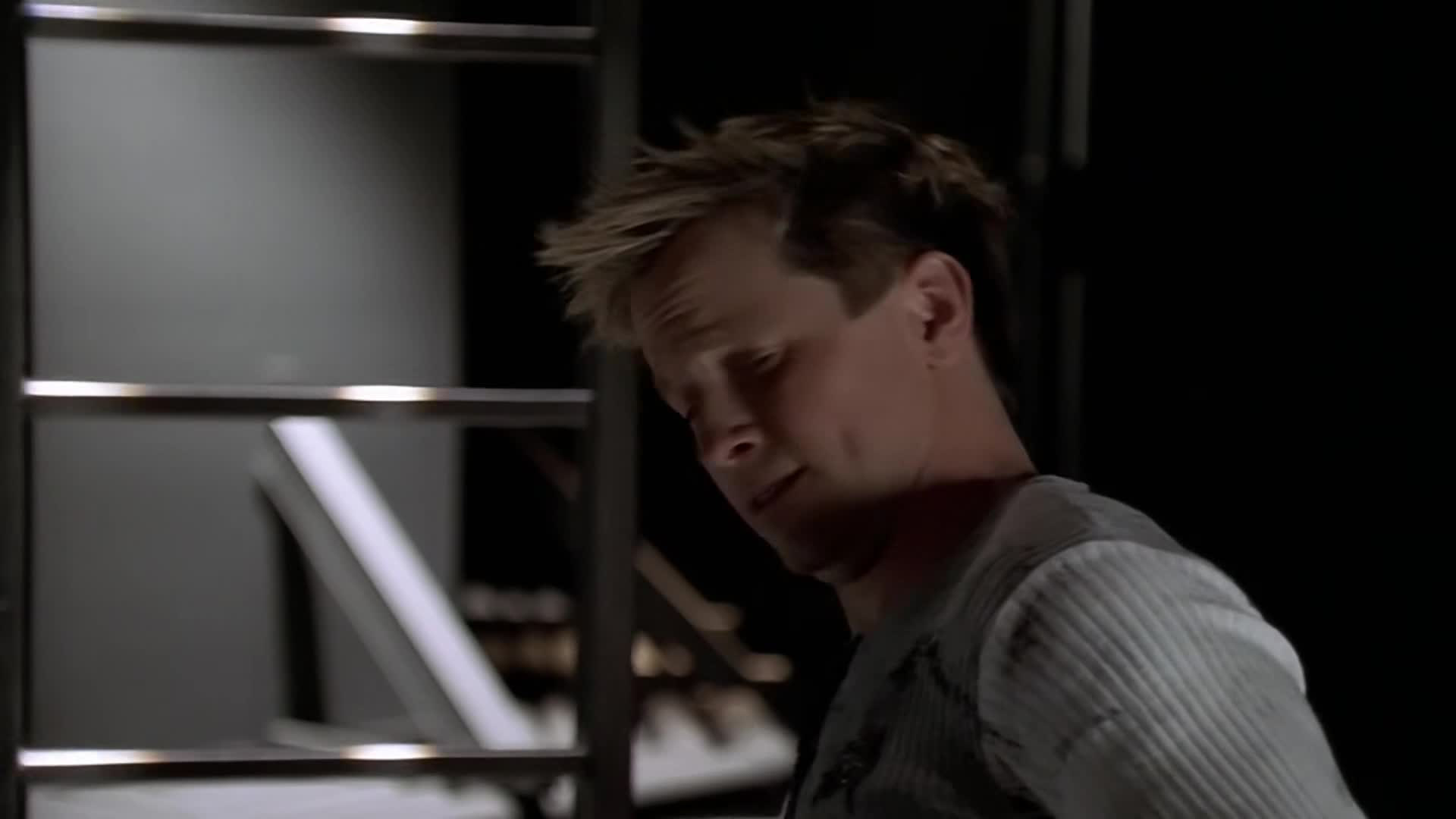 Andromeda S04E16 22 2003 CZ dab 1080p Ztracen v prostoru, který tam není mkv