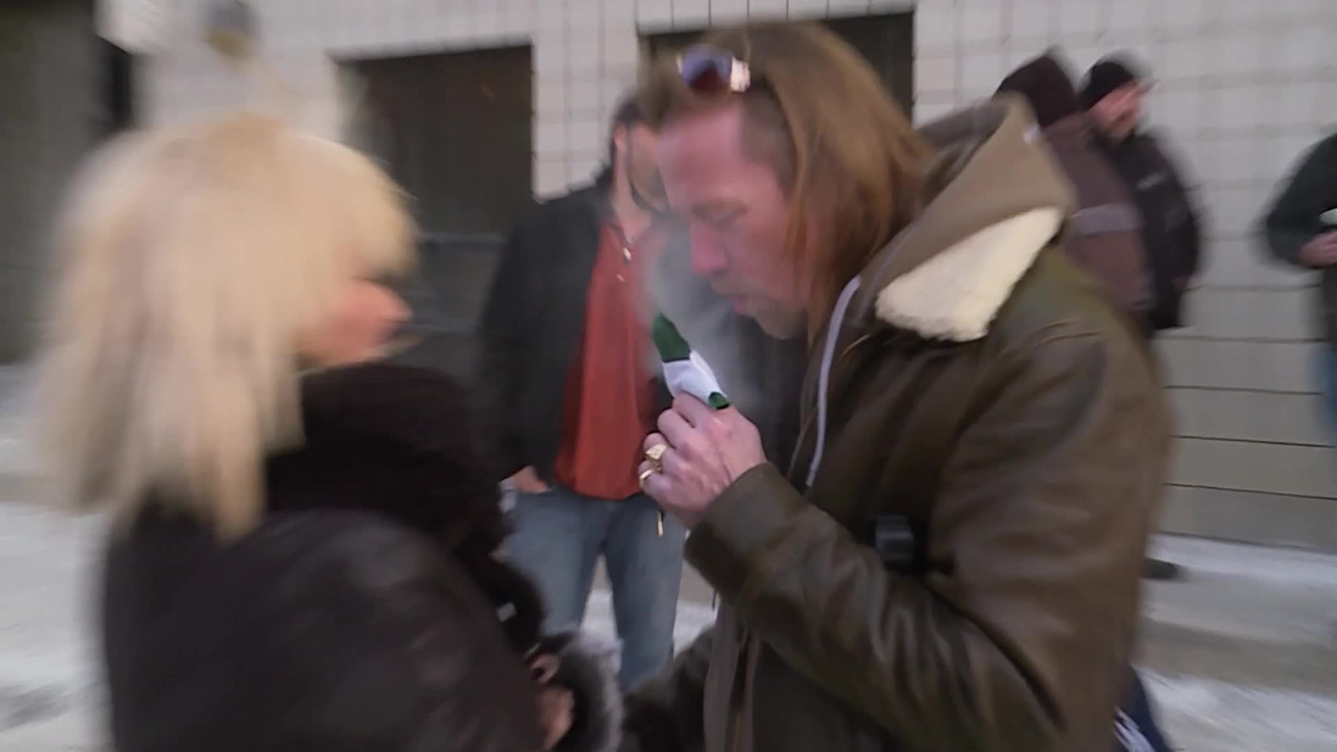 Válka skladů Kanada S02E34 36 2015 CZ dab 1080p Cindy Hayden Voodoo Child mp4