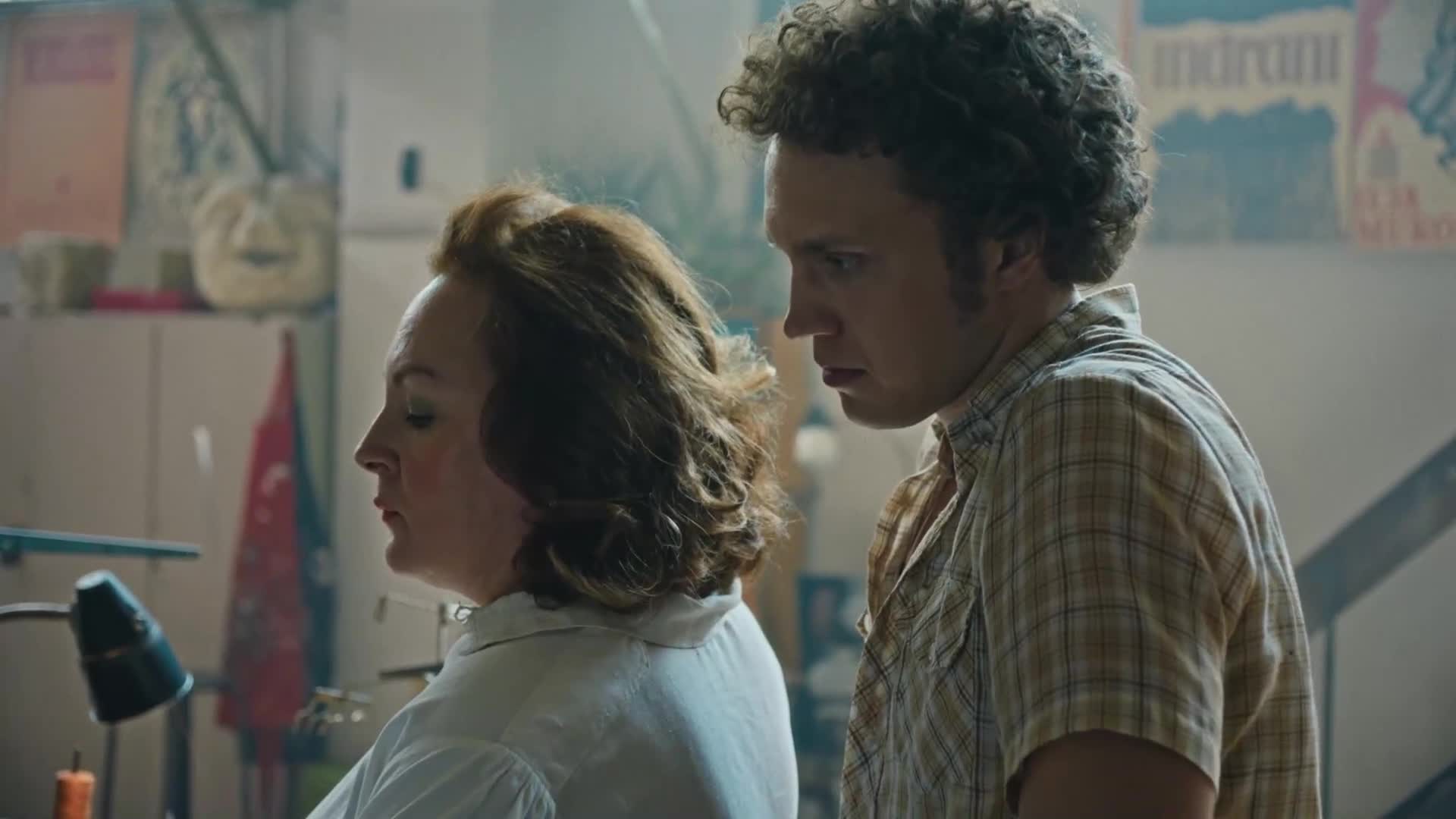 Sovětské džíny S01E01 {2024} komedie, drama 1080p CZ dabing + forced mkv