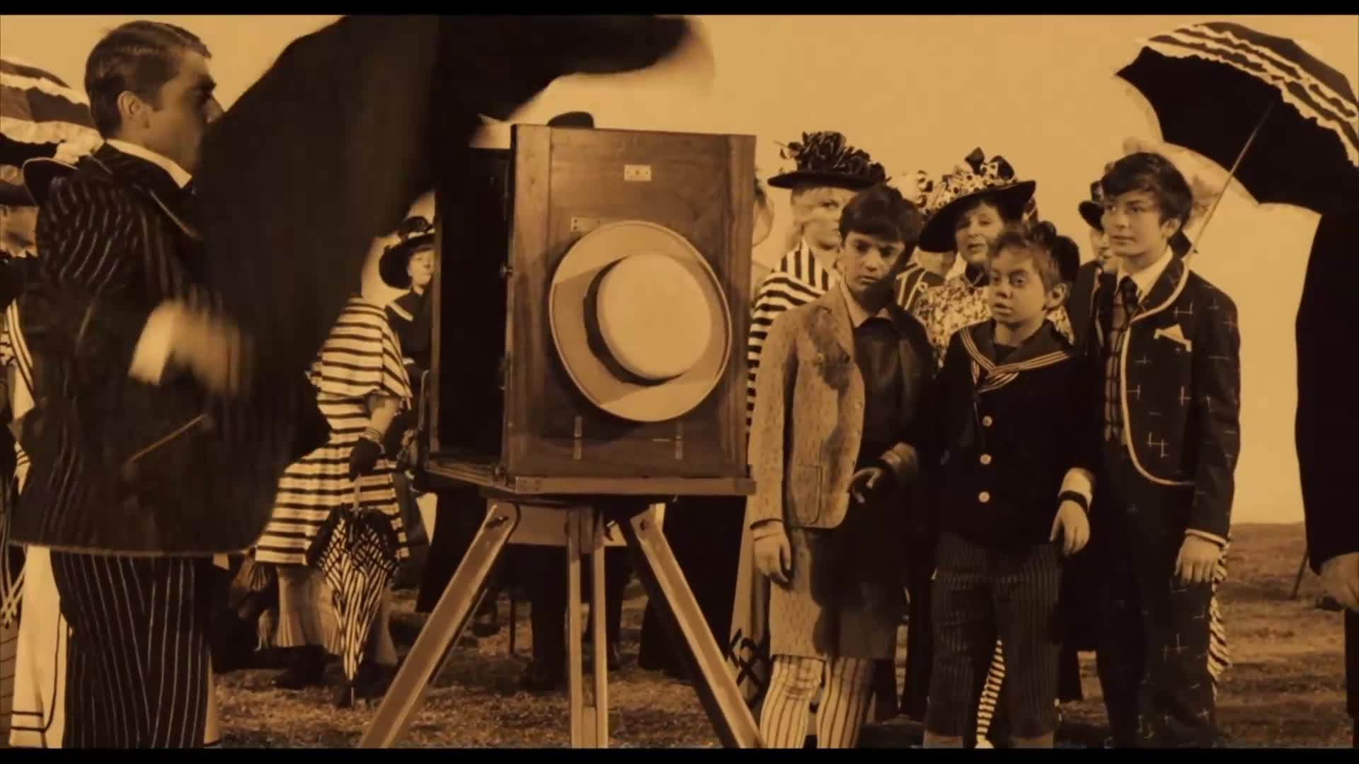 Ukradená vzducholoď {1966} dobrodružný, fantasy, historický 1080p mkv