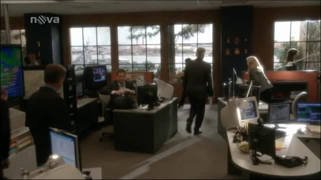 Námořní vyšetřovací služba S11E23 Admirálova dcera mp4