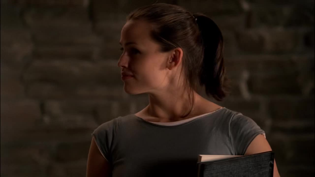 Alias S03E02 22 2003 CZ dabing 720p HD Dědictví mkv