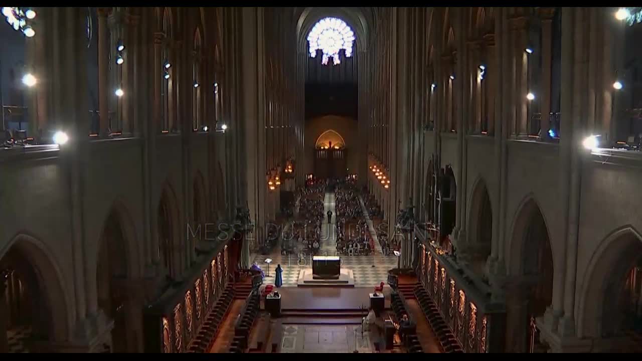 Notre Dame v plamenech (Samuel Labarthe,Jeremie Laheurte,Élodie Navarre 2022 Dráma Bdrip 1080p ) Cz dabing avi