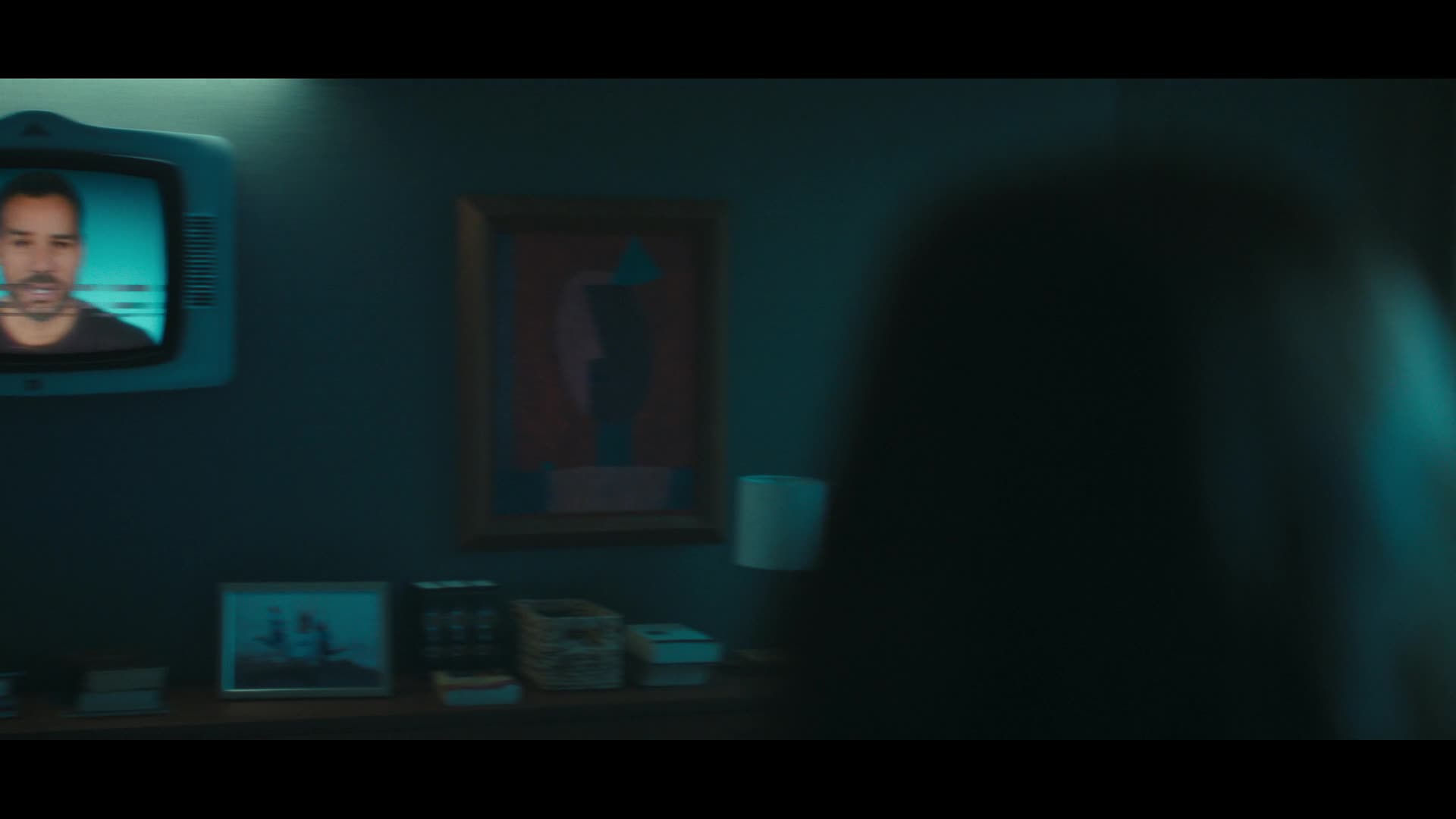Cassandra S01E06 06 2025 CZ dab 1080p Veselé Vánoce mkv