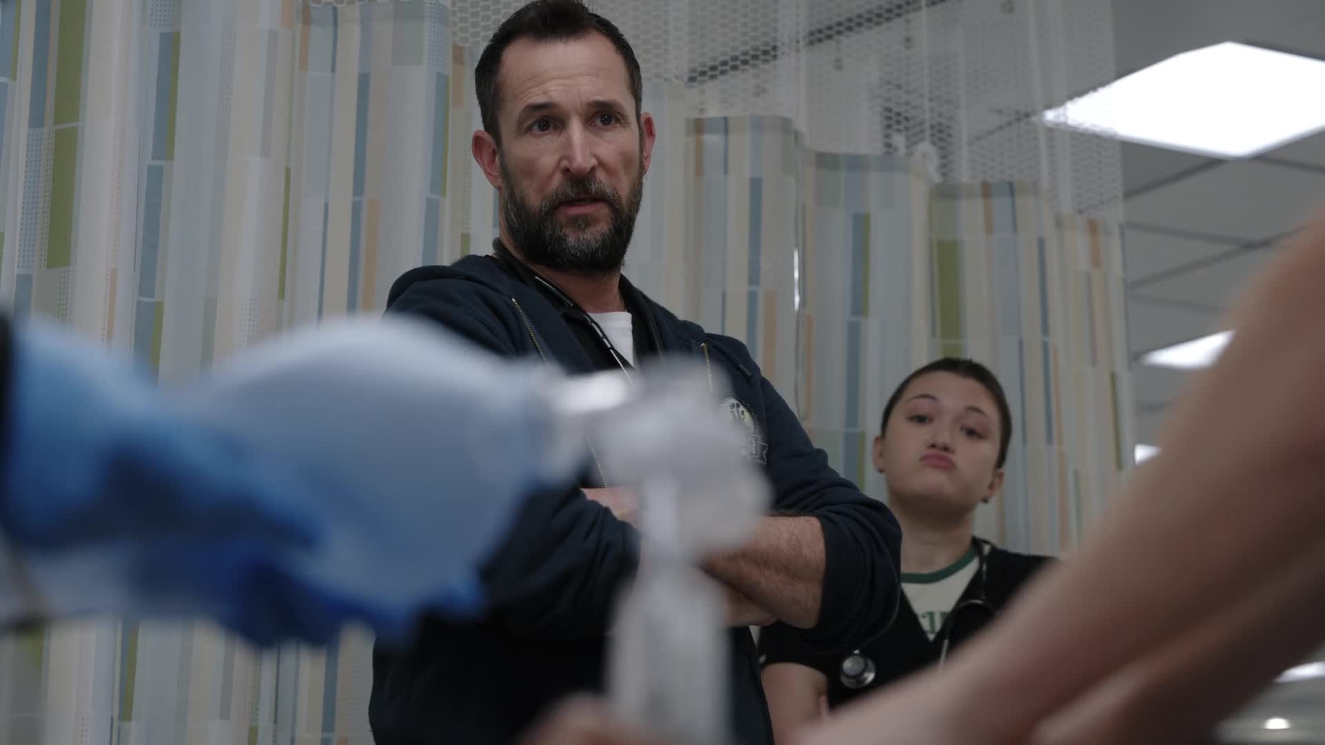 Urgent S01E03 15 2025 CZ dab 1080p 09 00 mkv