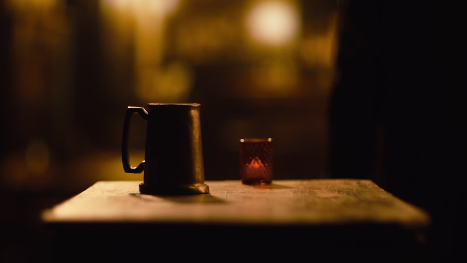 Akta z expedic S01E02 Odhalené příšery mkv