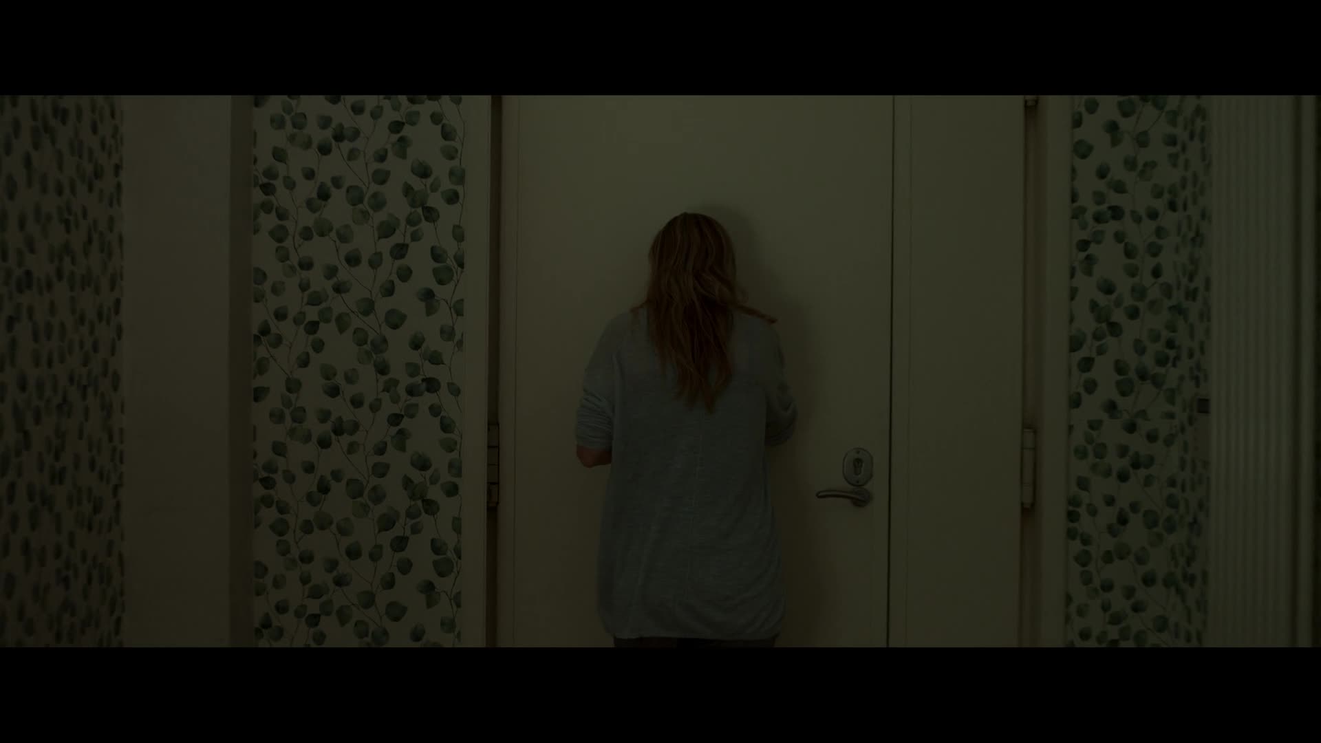 Sara: Žena ve stínu S01E05 {2025} krimi, drama AAC 5 1 1080p CZ dabing mkv