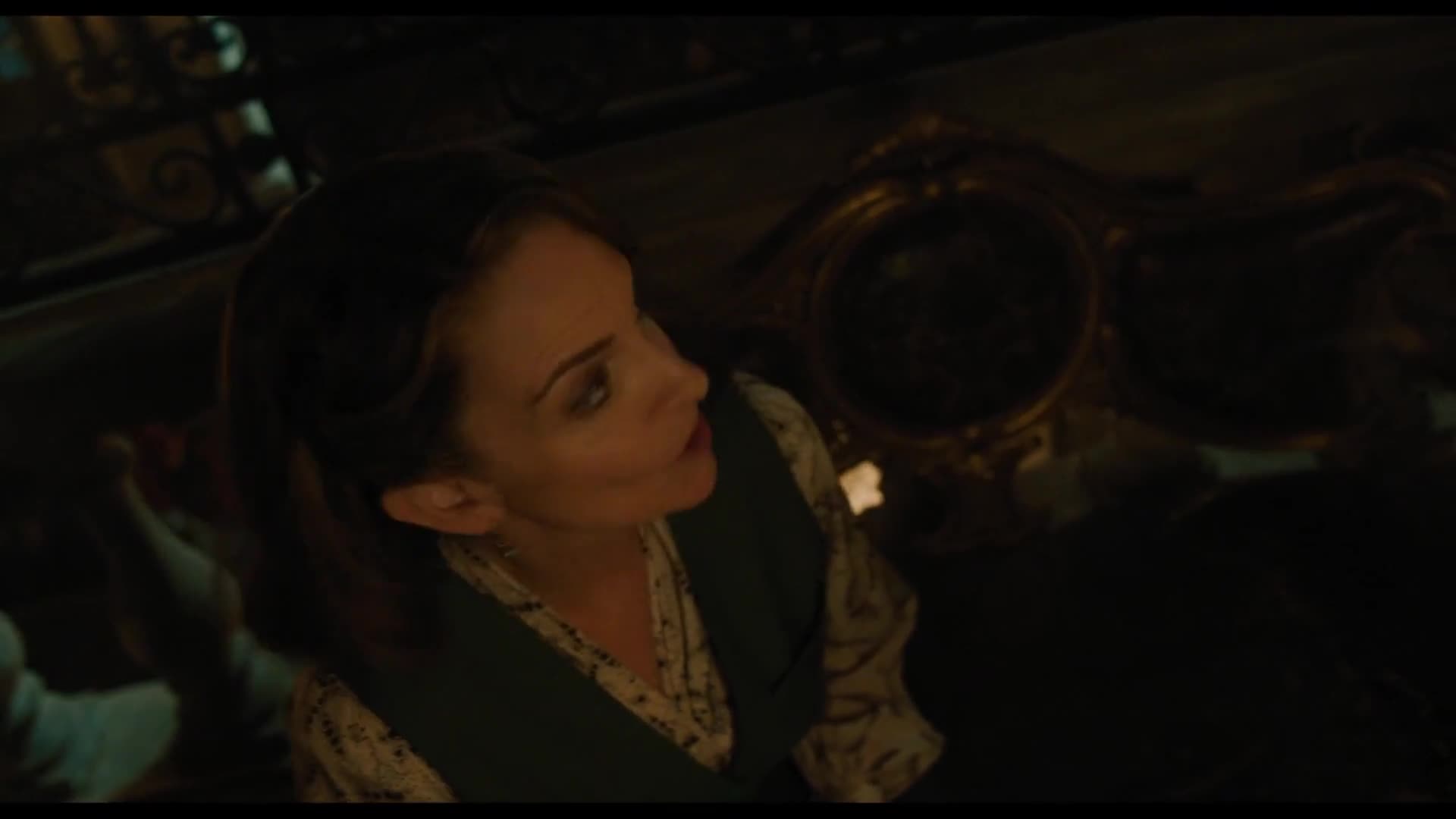 Prízrak V Benátkách (Kenneth Branagh,Tina Fey,Camille Cottin 2023 Krimi Drama Mysteriózní Thriller Horor Bdrip 1080p ) Cz dabing mp4