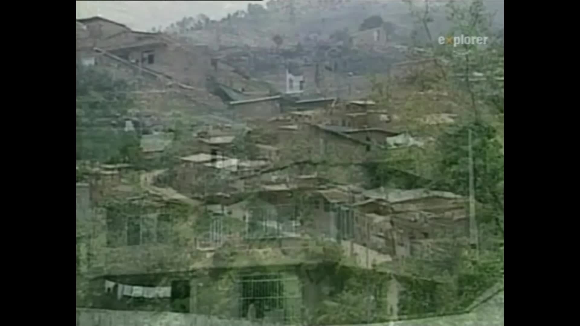 Pablo Escobar Kokainový král (Bryant Gumbel,Pablo Escobar 1998 Dokumentární Životopisný Bdrip 1080p ) Cz dabing mkv