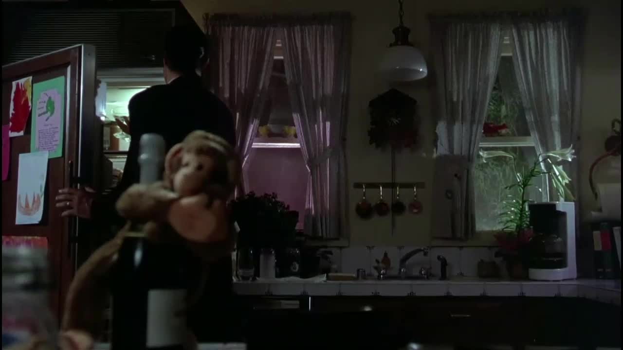 Těžko ho zabít (Steven Seagal, Kelly LeBrock 1990 Akční Krimi Thriller Drama 1080p ) Sk dabing mp4