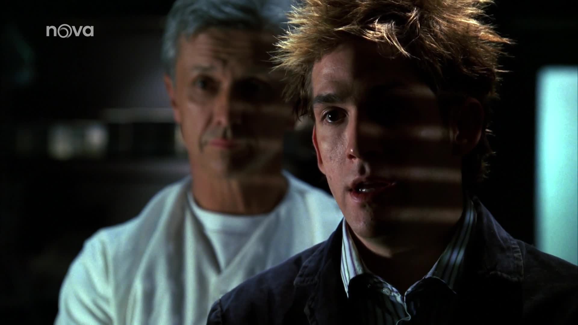 Kriminálka Las Vegas S05E18 25 2004 CZ dab 1080p Jiskra života mp4