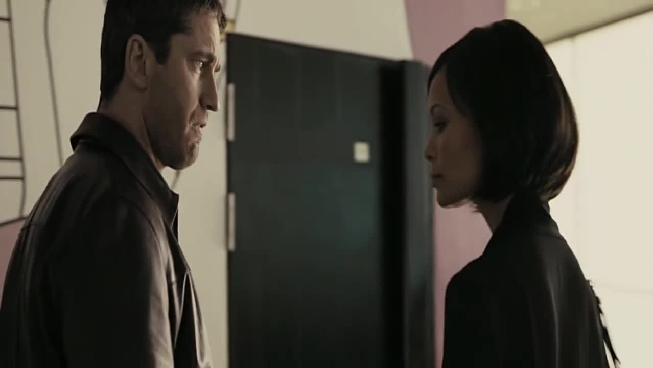 RocknRolla (Gerard Butler,Tom Wilkinson,Thandiwe Newton 2008 Akční Krimi Komedie Bdrip 1080p ) Sk Cz dabing mkv