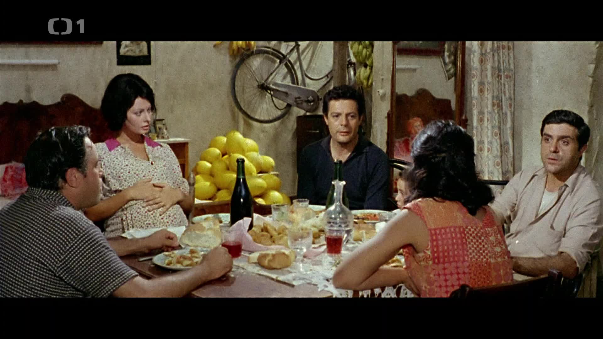 Včera, dnes a zítra (1963) cz dabing mp4